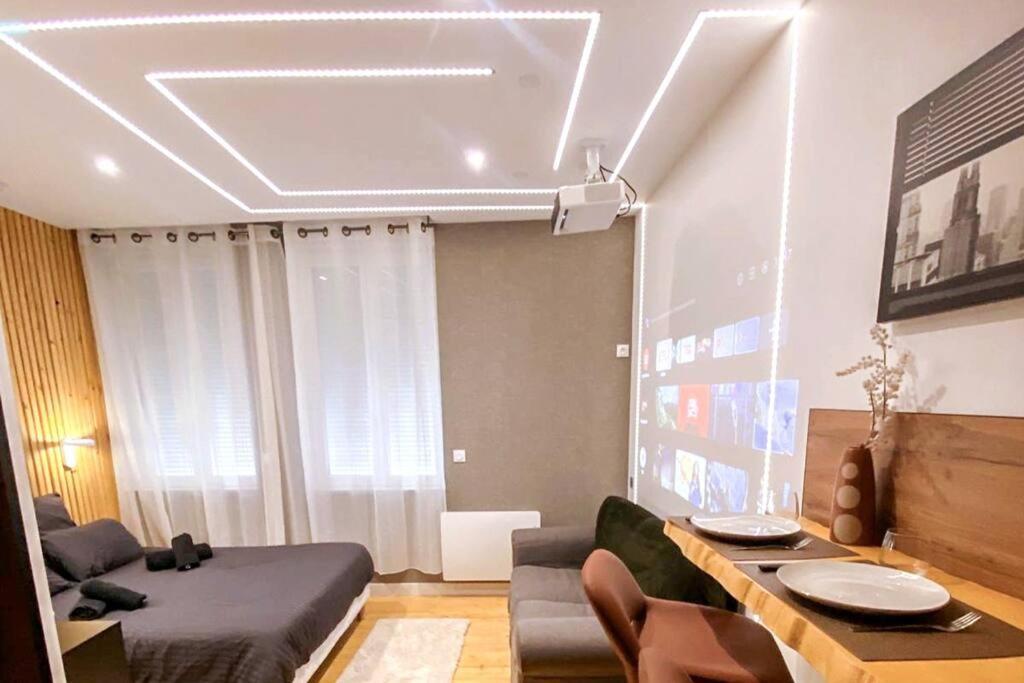 Le Pluvier D'Argent*Home Cinema Abbeville Dış mekan fotoğraf